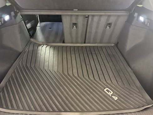 Used 2023 Audi Q4 e-tron Prestige AWD/4WD image 14