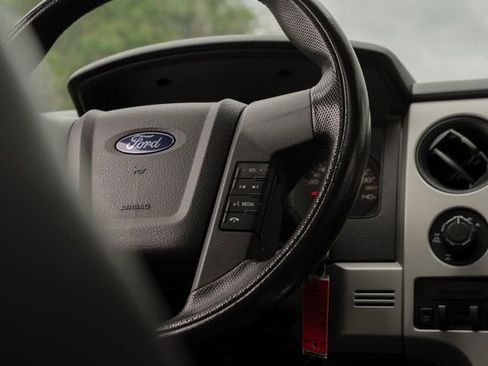 Used 2014 Ford F150 Raptor w/ Equipment Group 801A Luxury image 50