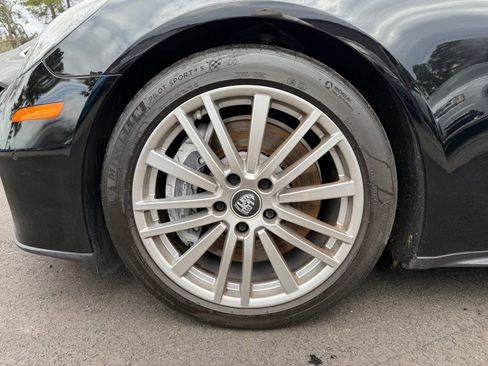 Used 2021 Porsche Panamera image 8