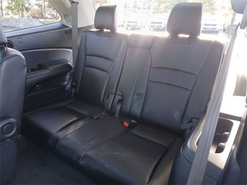Used 2020 Honda Pilot Elite image 24