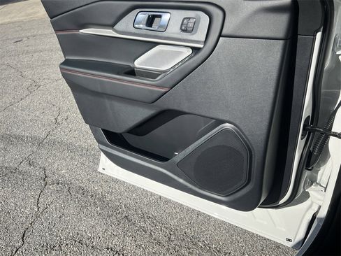 New 2026 Ford Explorer ST w/ Sun And Sound Package image 16