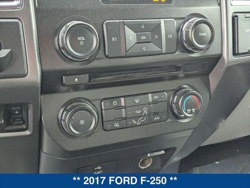 Used 2017 Ford F250 XLT image 18