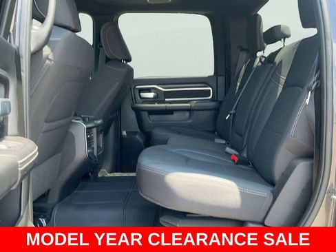 New 2025 RAM 2500 Big Horn AWD/4WD image 15