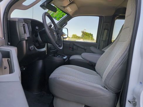 Used 2024 Chevrolet Express 3500 LT w/ LT Preferred Equipment Group RWD image 20