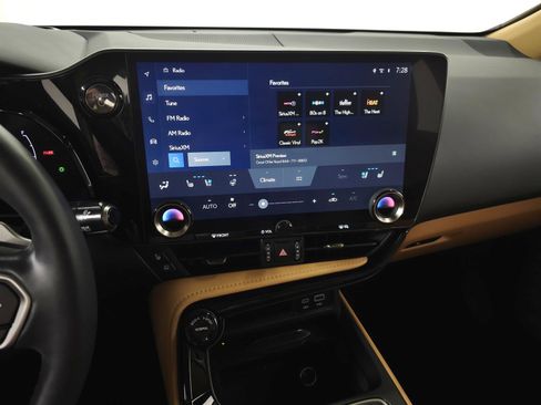 Used 2024 Lexus NX 350h AWD w/ Vision Package image 25