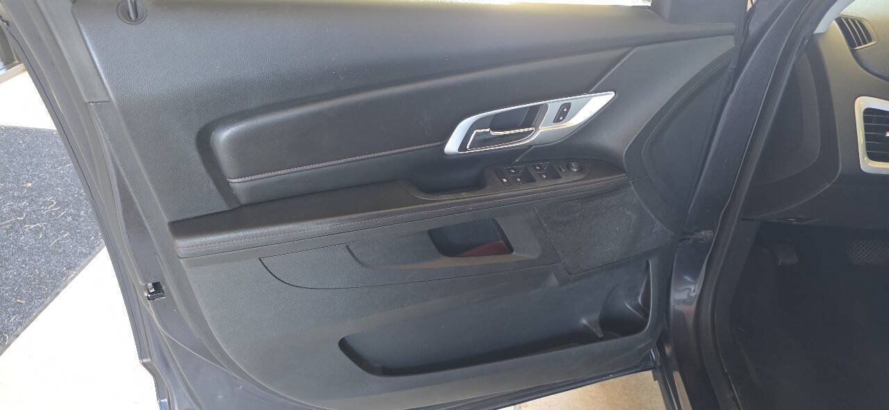 Used 2015 GMC Terrain SLE FWD image 17