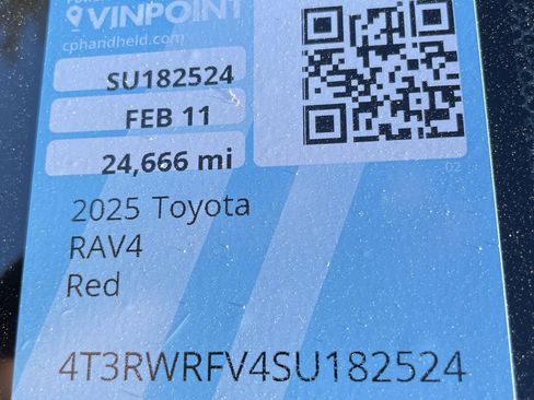 Used 2025 Toyota RAV4 XLE image 28