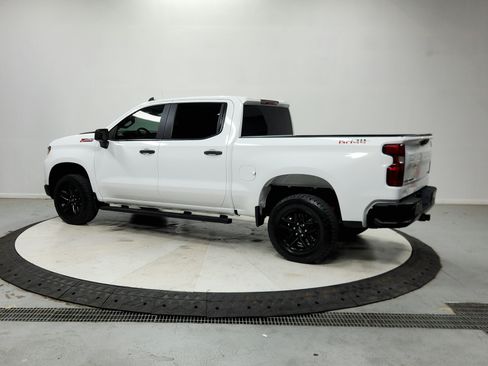 Used 2022 Chevrolet Silverado 1500 Custom Trail Boss AWD/4WD image 6