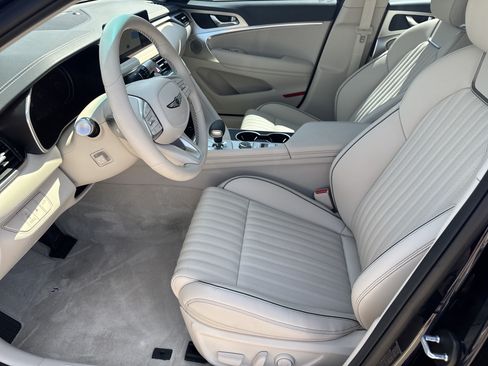 Used 2026 Genesis G70 2.5T Prestige RWD image 5