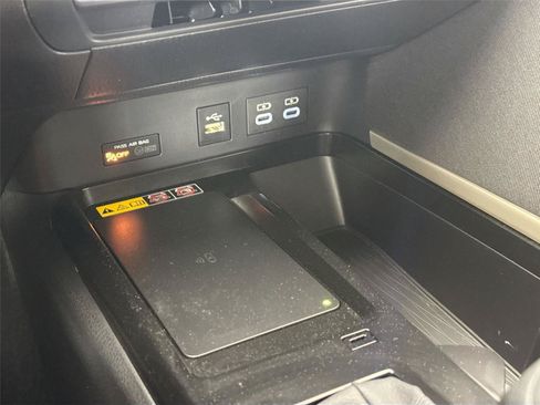 Used 2025 Toyota Camry LE w/ Convenience Package FWD image 26