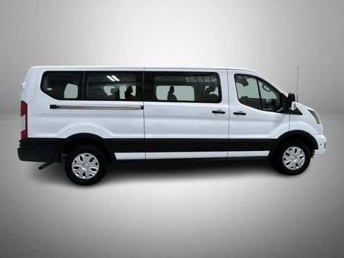 Used 2025 Ford Transit 350 XLT RWD image 4