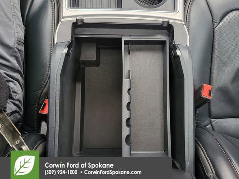 Used 2022 Ford F450 Platinum image 42