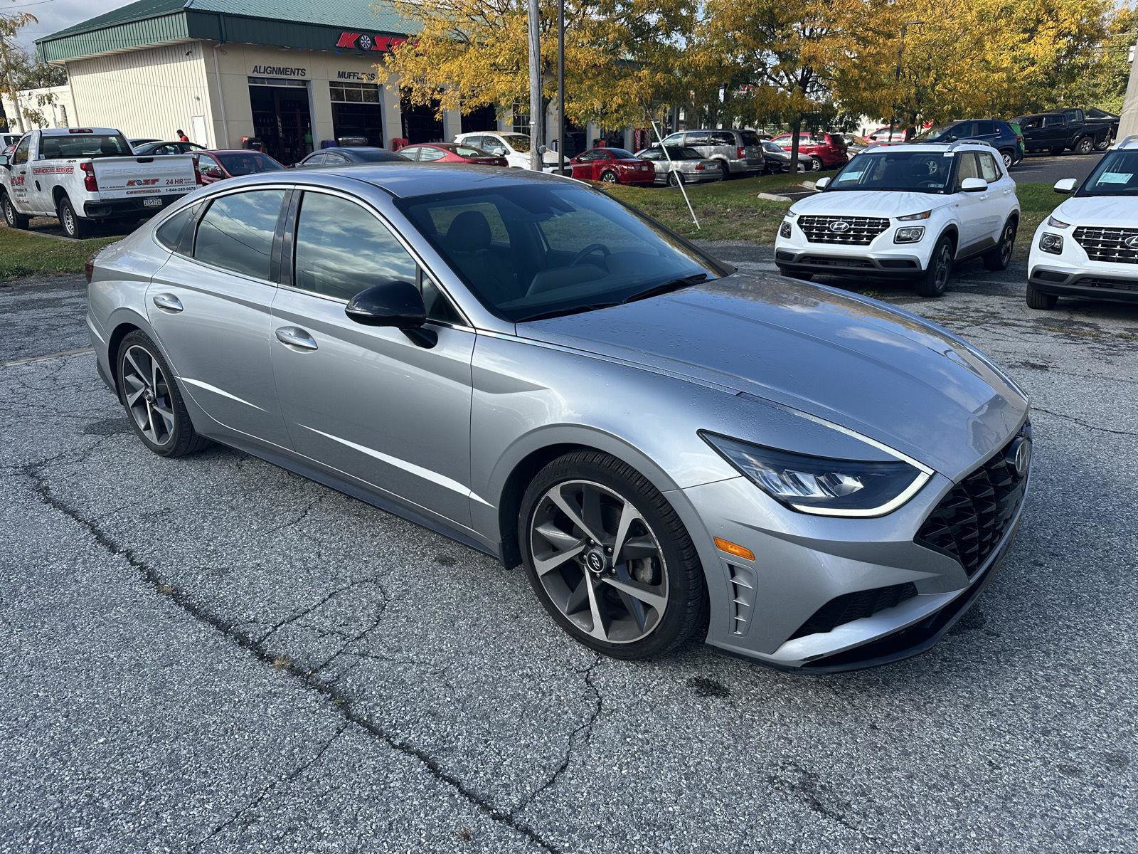 Used 2021 Hyundai Sonata SEL Plus w/ Preferred Accessory Package FWD image 2