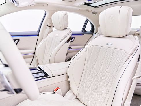 Used 2024 Mercedes-Benz S 63 AMG S image 55