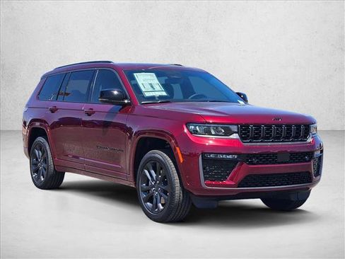 New 2026 Jeep Grand Cherokee L Limited AWD/4WD image 7