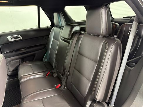 Used 2014 Ford Explorer Sport w/ Equipment Group 401A AWD/4WD image 18