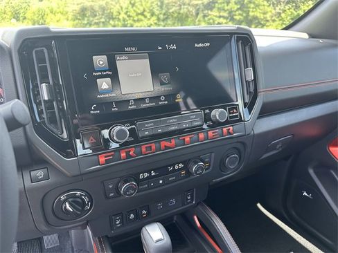 Certified 2025 Nissan Frontier PRO-4X w/ Pro Convenience Package image 29