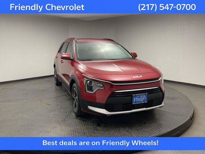 Used 2025 Kia Niro EX