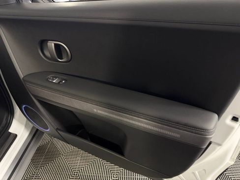 Used 2025 Hyundai Ioniq 5 Limited AWD/4WD image 36
