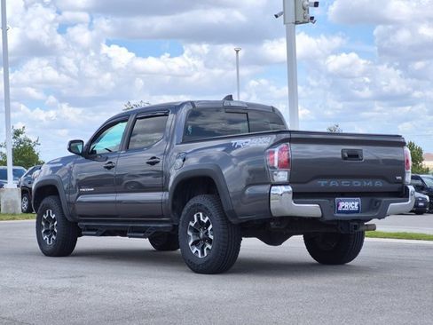 Used 2023 Toyota Tacoma TRD Off-Road AWD/4WD image 8