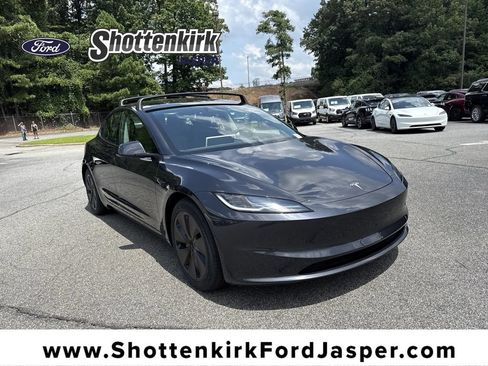Used 2025 Tesla Model 3 Long Range AWD/4WD image 1