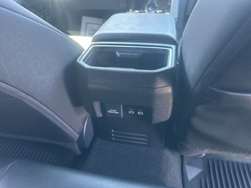 Used 2024 Toyota Tacoma TRD Sport w/ TRD Sport Premium Package AWD/4WD image 18