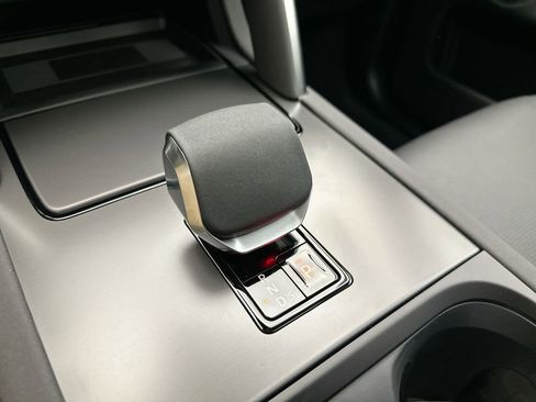 Used 2025 Land Rover Discovery Sport S AWD/4WD image 10