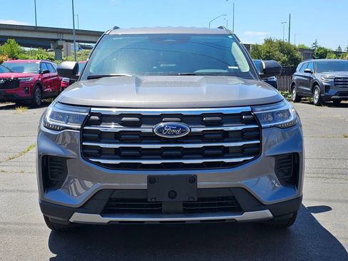 New 2026 Ford Explorer Active AWD/4WD image 8
