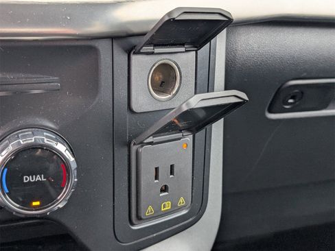 Used 2022 Ford F150 Lariat image 20