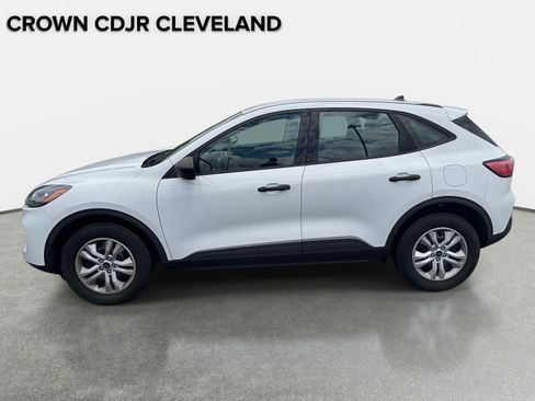Used 2022 Ford Escape S AWD/4WD image 2