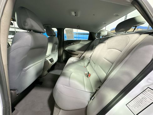 Used 2022 Chevrolet Malibu LT image 32