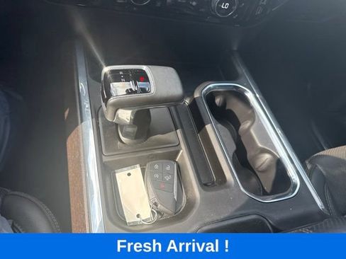 Used 2026 Chevrolet Silverado 1500 High Country w/ Technology Package AWD/4WD image 7