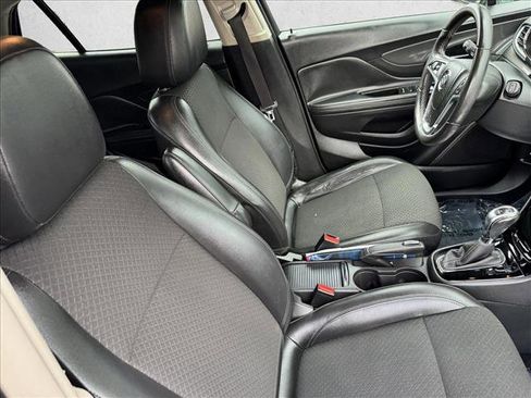 Used 2018 Buick Encore Preferred AWD/4WD image 20