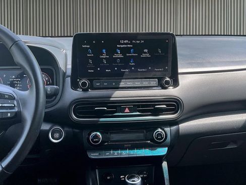 Used 2023 Hyundai Kona Limited FWD image 7