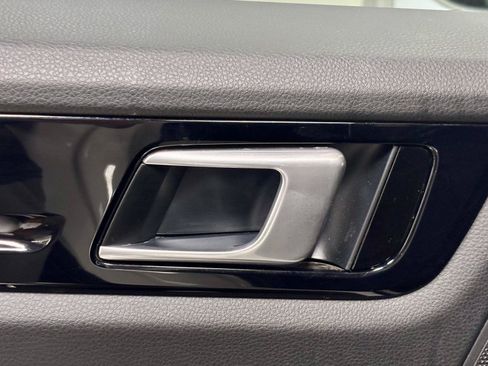 Used 2019 Porsche Cayenne AWD/4WD image 19