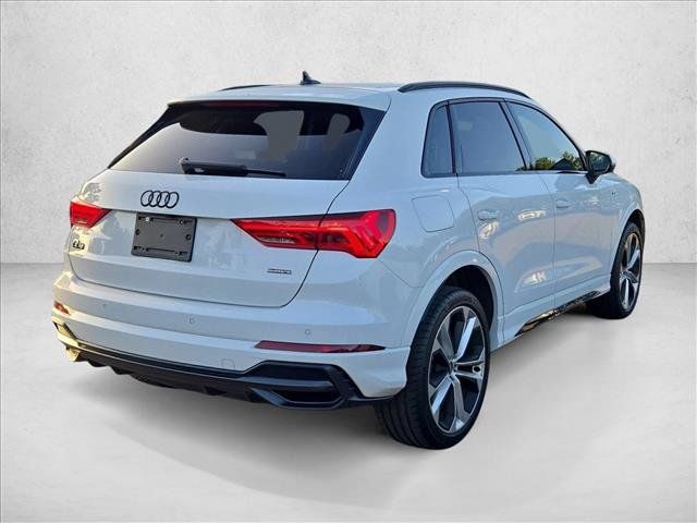 Used 2022 Audi Q3 2.0T Premium Plus w/ Premium Plus Package AWD/4WD image 5