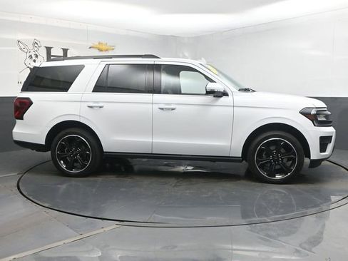Used 2024 Ford Expedition Limited AWD/4WD image 1