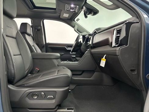 New 2026 GMC Sierra 1500 Denali w/ Denali Reserve Package image 35
