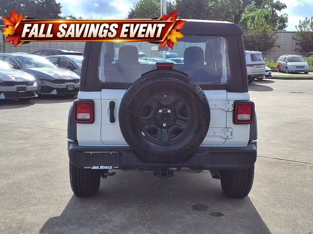 Used 2025 Jeep Wrangler Sport AWD/4WD image 8