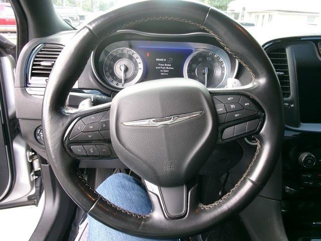Used 2021 Chrysler 300 S RWD image 9