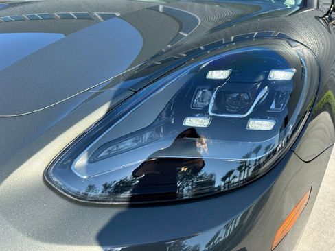 Used 2023 Porsche Panamera Platinum Edition image 13