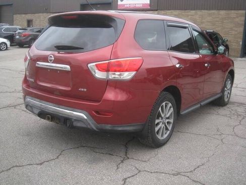 Used 2014 Nissan Pathfinder S AWD/4WD image 5