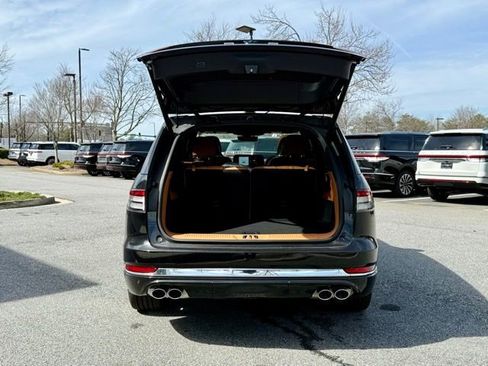 New 2025 Lincoln Aviator Black Label image 20