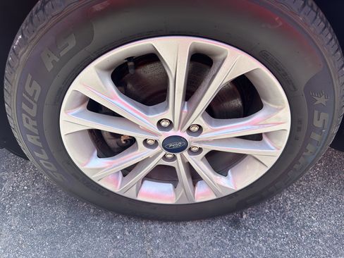 Used 2018 Ford Escape SE AWD/4WD image 24
