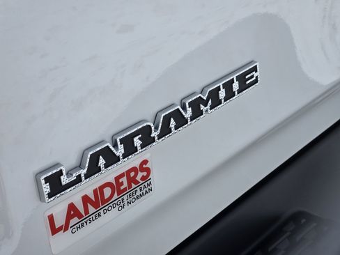 New 2026 RAM 1500 Laramie AWD/4WD image 9