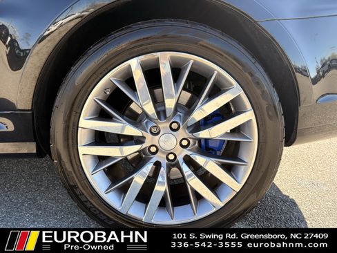 Used 2017 Land Rover Range Rover Sport SVR image 32