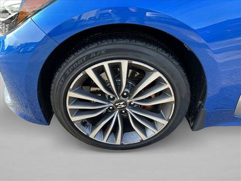 Used 2019 Kia Stinger Premium image 9