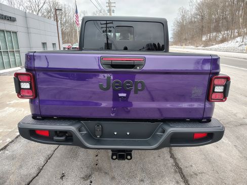 New 2026 Jeep Gladiator Sport image 9