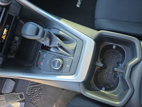 Certified 2025 Toyota RAV4 LE image 24