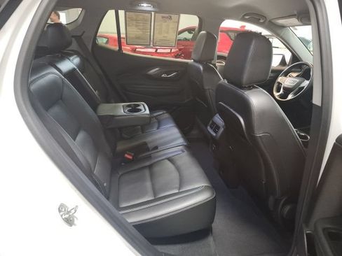 Certified 2024 GMC Terrain SLT AWD/4WD image 17